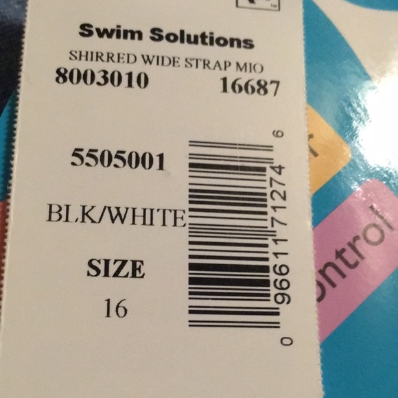 NWT never wore black polka-dot swimsuit - Picture 7 of 8